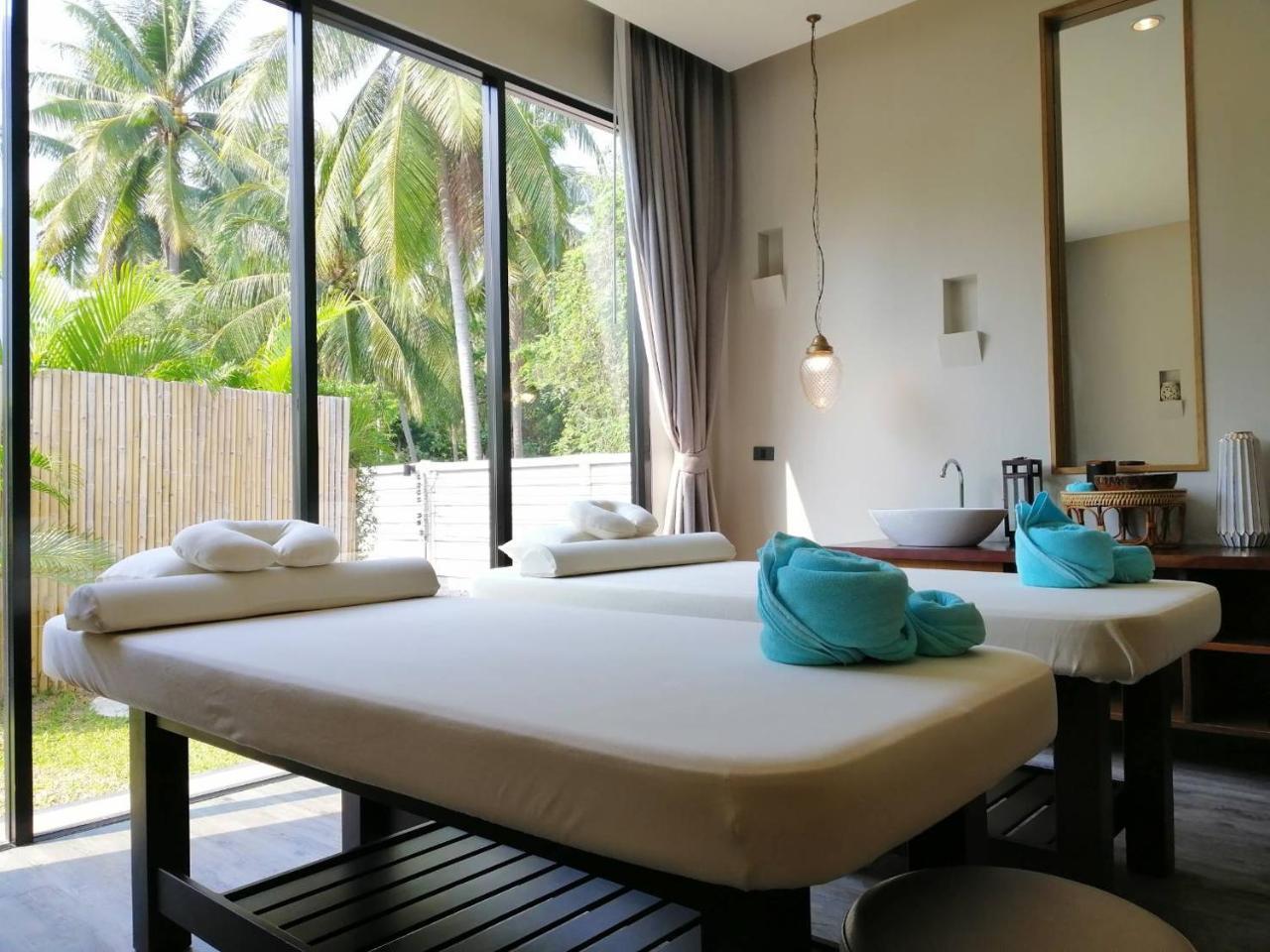 Tungtong Beach Villas Thap Sakae Exteriér fotografie
